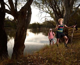 Narrandera Bike And Hike Track - E Caravan Parks 0