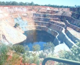 Peak Hill Open Cut Experience - E Caravan Parks 0