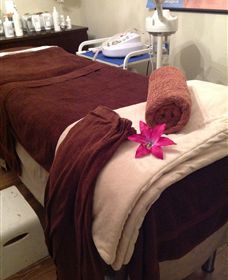 Vanity Day Spa - E Caravan Parks 1