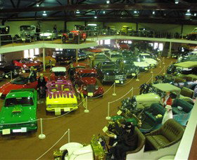 McFeeters Motor Museum And Visitor Information Centre - E Caravan Parks 2