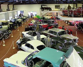 McFeeters Motor Museum And Visitor Information Centre - E Caravan Parks 7