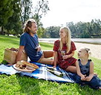 Wagga Beach - E Caravan Parks