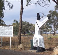 The Henty Man - E Caravan Parks