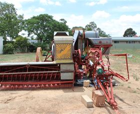 Ed's Old Farm Machinery Museum - E Caravan Parks 0