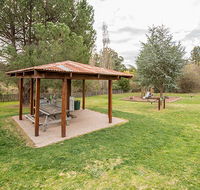 Bill Lyle Reserve picnic area - E Caravan Parks