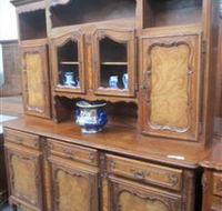 Pegasus Antiques - E Caravan Parks