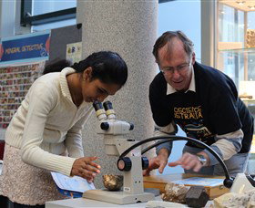 Geoscience Australia - E Caravan Parks 0