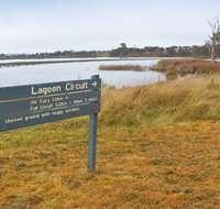 Lagoon Circuit walking track - E Caravan Parks