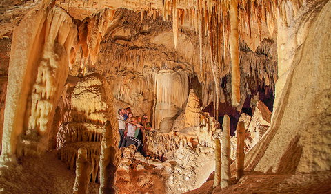 Kooringa Cave - E Caravan Parks 0