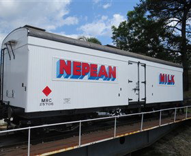 Valley Heights Locomotive Depot Heritage Museum - E Caravan Parks 4