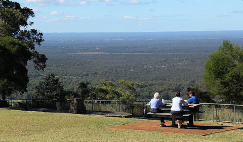 Hawkesbury Lookout - E Caravan Parks 1