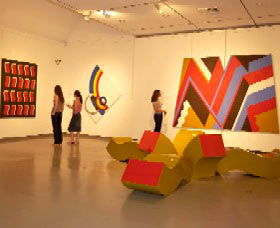 Penrith Regional Gallery And The Lewers Bequest - E Caravan Parks 0