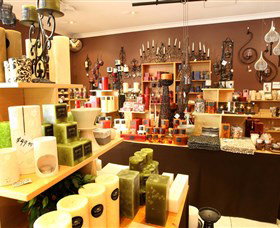 Hunter Valley Gardens Shopping Village - E Caravan Parks 1