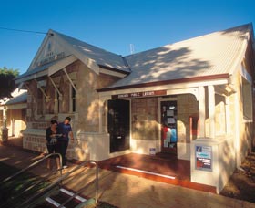 Dongara Heritage Walk - E Caravan Parks 0