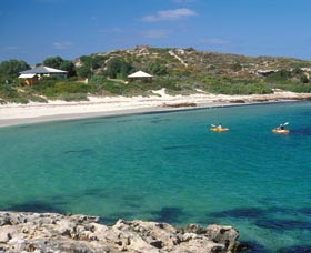 Dynamite Bay - E Caravan Parks 0