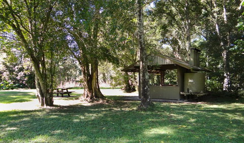 Moore Park Picnic Area - E Caravan Parks 1