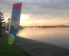 The Entrance Coast To Lake Walk - E Caravan Parks 1