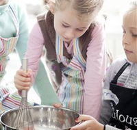 Bent on Food Cookery School - E Caravan Parks