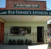 Old Codgers Antiques - E Caravan Parks