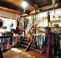 Nimbin Craft Gallery - E Caravan Parks