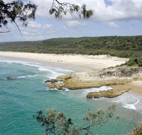 Main Beach North Stradbroke Island - E Caravan Parks