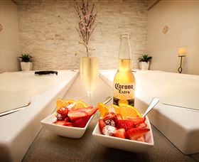 Aqua Vitae Day Spa - E Caravan Parks 0