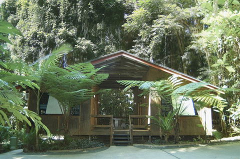 Cape Trib Beach House Resort - E Caravan Parks 8