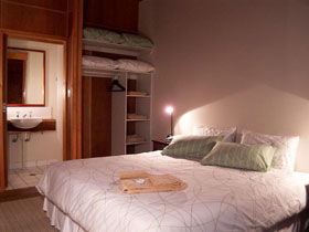 Cape Trib Beach House Resort - E Caravan Parks 12