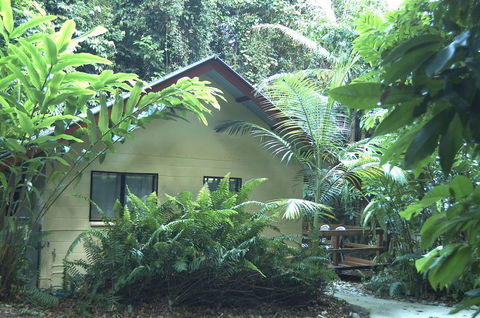 Cape Trib Beach House Resort - E Caravan Parks 27