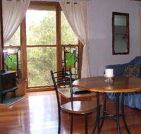 Bluegums Cabins - E Caravan Parks