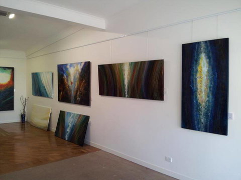 Greg Stevenson Art - E Caravan Parks 1