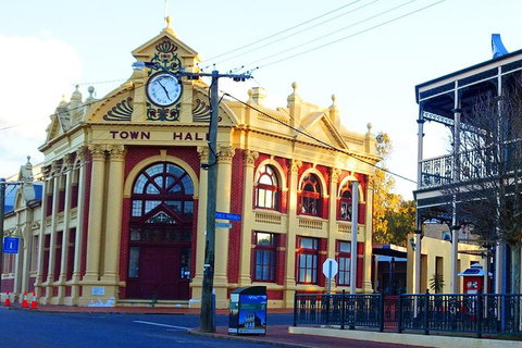 The Big Wave Rock (Private) Day Tour - E Caravan Parks 15