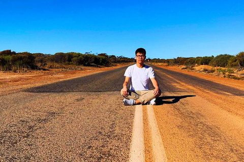 The Big Wave Rock (Private) Day Tour - E Caravan Parks 5