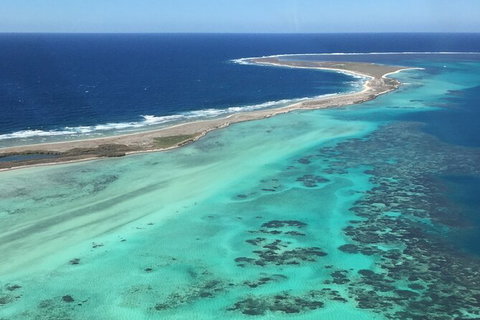 Kalbarri, Pink Lake And Abrolhos Islands Nature Tour - E Caravan Parks 2