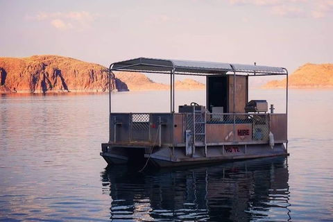 Lake Argyle BBQ Pontoon Hire Half Day - E Caravan Parks 2
