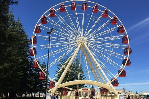 Fremantle Ferris Wheel - E Caravan Parks 2