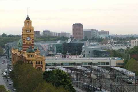 Melbourne Self-Guided Audio Tour - E Caravan Parks 3