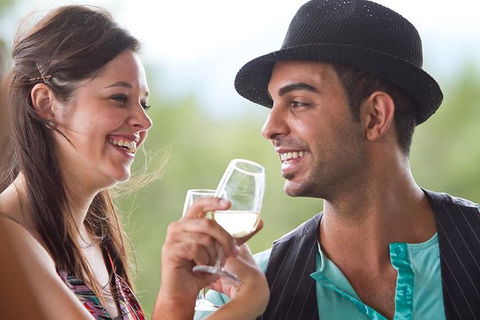 Luxury Chauffeured Yarra Valley Wine Tour With Lunch - For 2 - E Caravan Parks 9