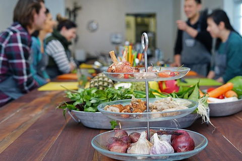 Thai Cooking Class - E Caravan Parks 0
