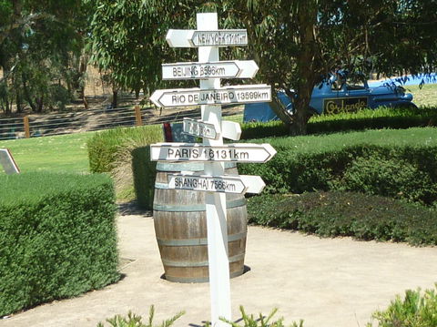 Adelaide Super Saver: Adelaide City Sightseeing Tour Plus Barossa Valley And Hahndorf Tour - E Caravan Parks 4