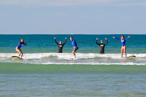 Learn To Surf At Surfers Paradise On The Gold Coast - E Caravan Parks 1