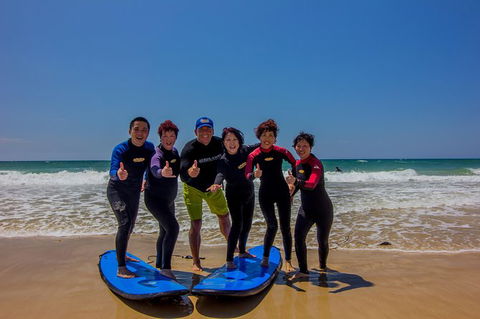 Learn To Surf At Surfers Paradise On The Gold Coast - E Caravan Parks 7