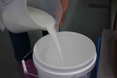 Camel Farm Lab Experience - E Caravan Parks 1