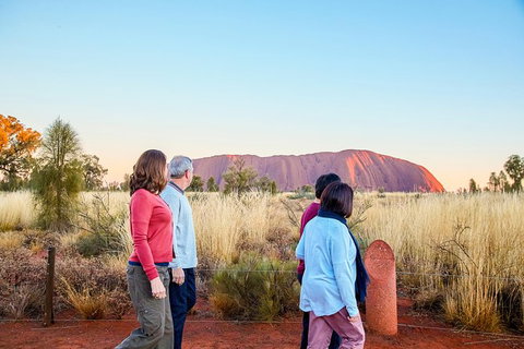 Uluru Sunrise And Kata Tjuta Half Day Trip - E Caravan Parks 1