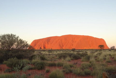 Best Of Ayers Rock: Sunset Uluru And Sunrise Kata Tjuta Small Group Tours - E Caravan Parks 5