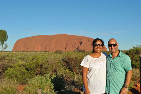 Uluru (Ayers Rock) And The Olgas Tour Including Sunset Dinner From Alice Springs - E Caravan Parks 4