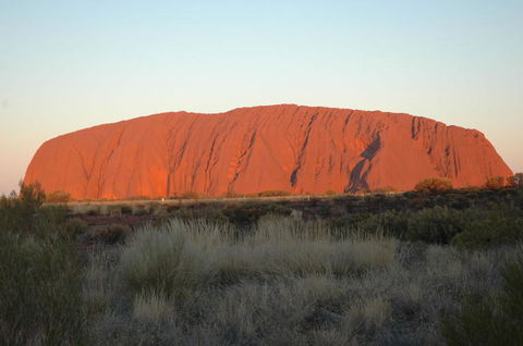 Uluru (Ayers Rock) And The Olgas Tour Including Sunset Dinner From Alice Springs - E Caravan Parks 2