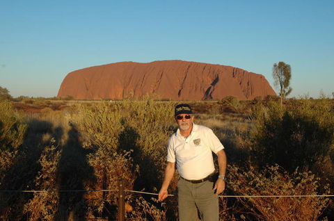 Uluru (Ayers Rock) And The Olgas Tour Including Sunset Dinner From Alice Springs - E Caravan Parks 8