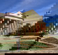 Embassy Drive - E Caravan Parks