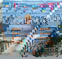 Flots and Jets - E Caravan Parks